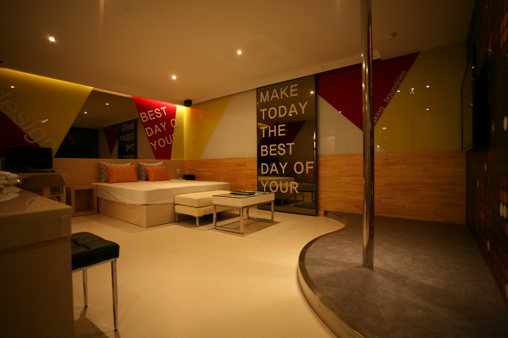 Design Motel T Улсан Екстериор снимка
